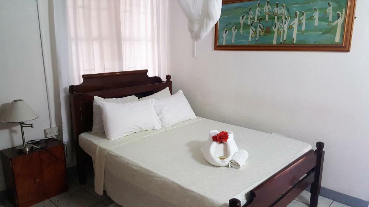 Rainbow Inn Grenville Room photo